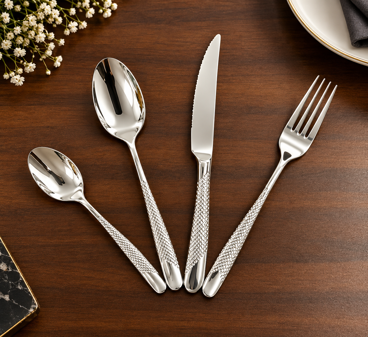 Erlato 24-Piece Premium Stainless Steel Cutlery Set